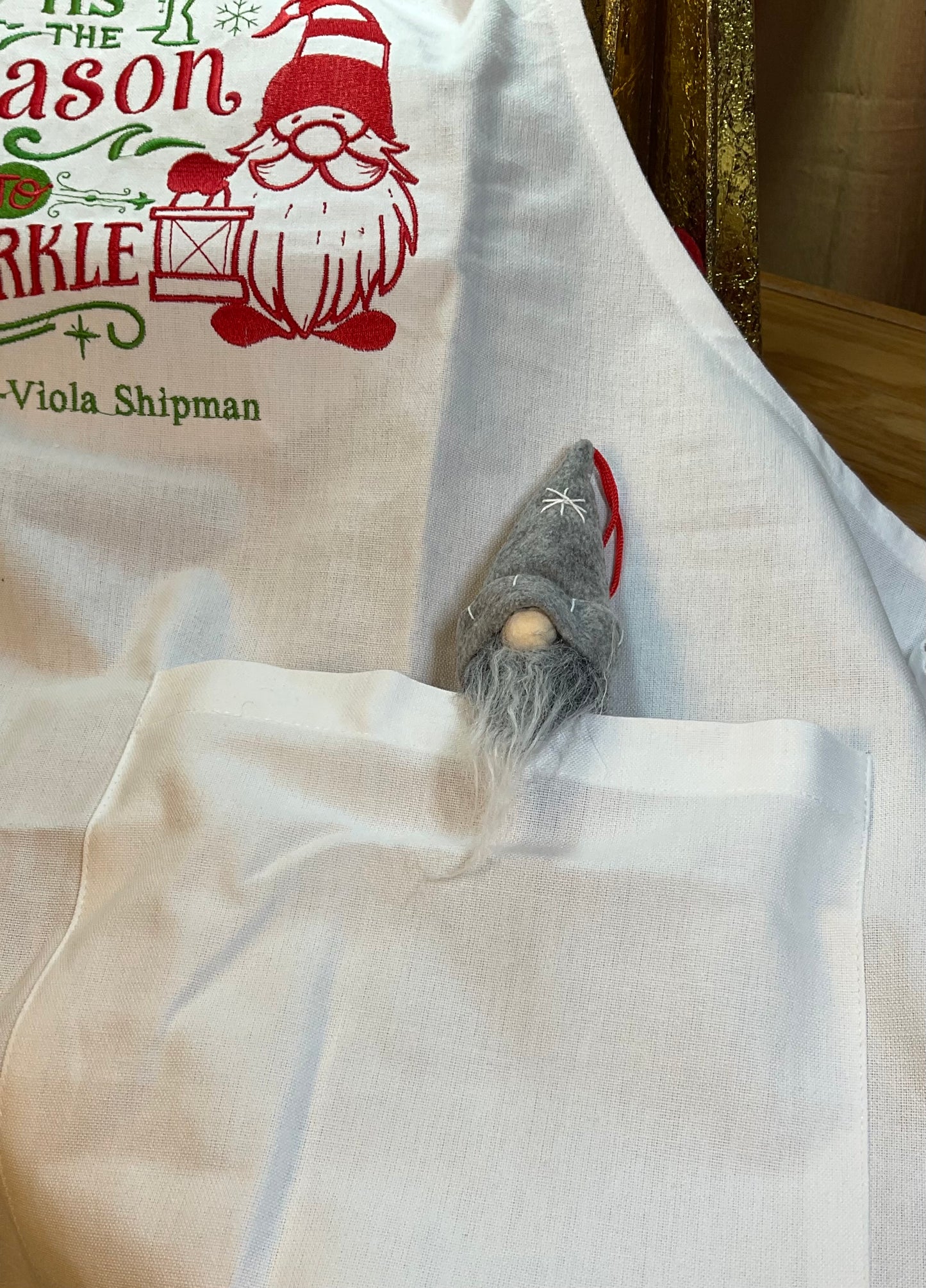 Sparkle Holiday Gnome Apron w/Ornament